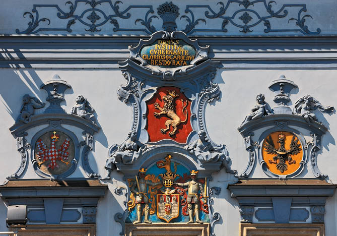 Kniha “CESKE BUDEJOVICE - Libor Svacek" - vydani 1., rok 2012 Photographer: Libor Svacek; box@fotosvacek.cz; Mobile: +420 602428001; 