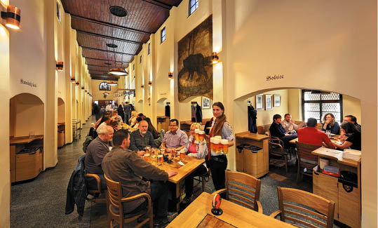 Kniha “CESKE BUDEJOVICE - Libor Svacek" - vydani 1., rok 2012 Photographer: Libor Svacek; box@fotosvacek.cz; Mobile: +420 602428001; 