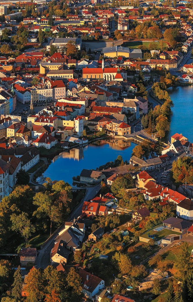 Kniha “ ESK REPUBLIKA LETECK  - Libor Sv  ek" - vyd n  1., rok 2014 Photographer: Libor Svacek; box@fotosvacek.cz; Mobile: +420 602428001; 