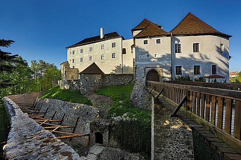 Hrad Nové Hrady, zdroj: Libor Sváček archiv Vydavatelství MCU